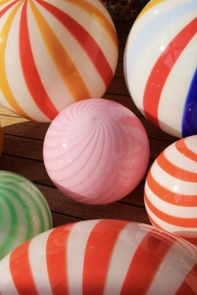 Candy Murano glass sphere table lamp pink swirl D20