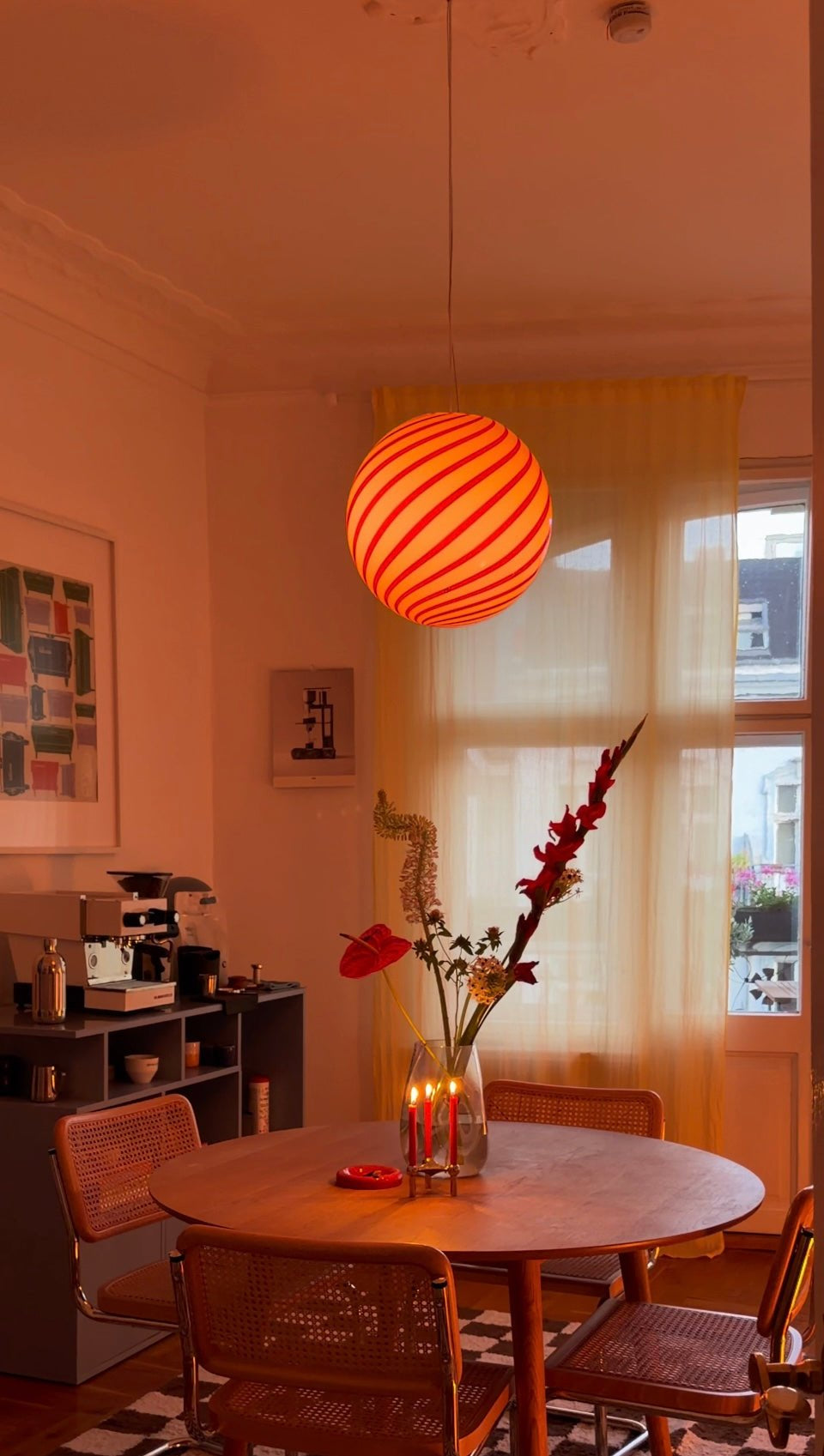 Candy Murano glass sphere pendant lamp Wild Cherry white swirl D40