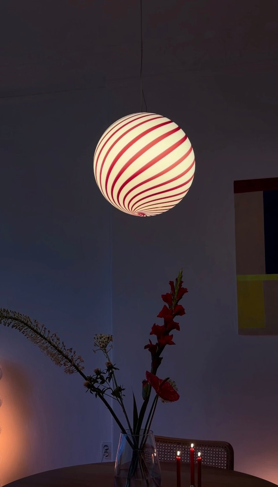 Candy Murano glass sphere pendant lamp Wild Cherry white swirl D40