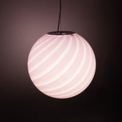 Lampada a sospensione Candy a sfera in vetro di Murano Candy rosa a spirale D40