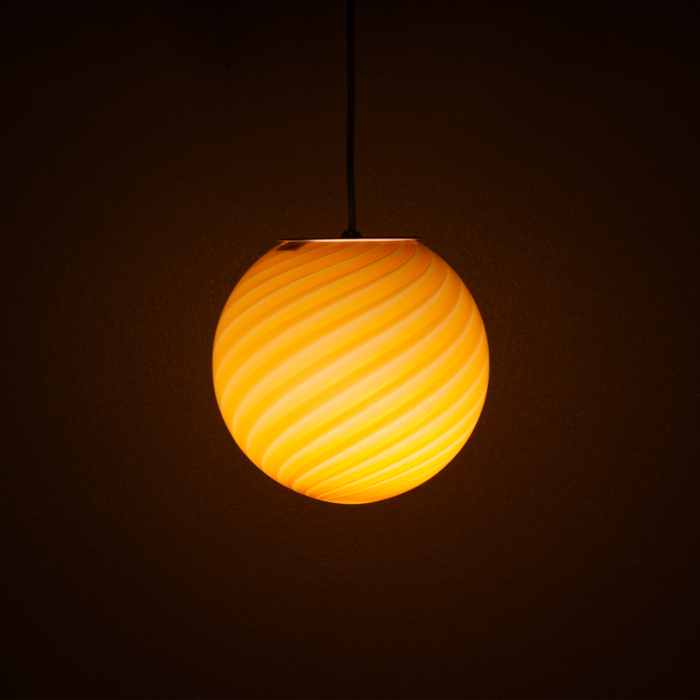 Candy Murano glass sphere pendant lamp toffee swirl D20