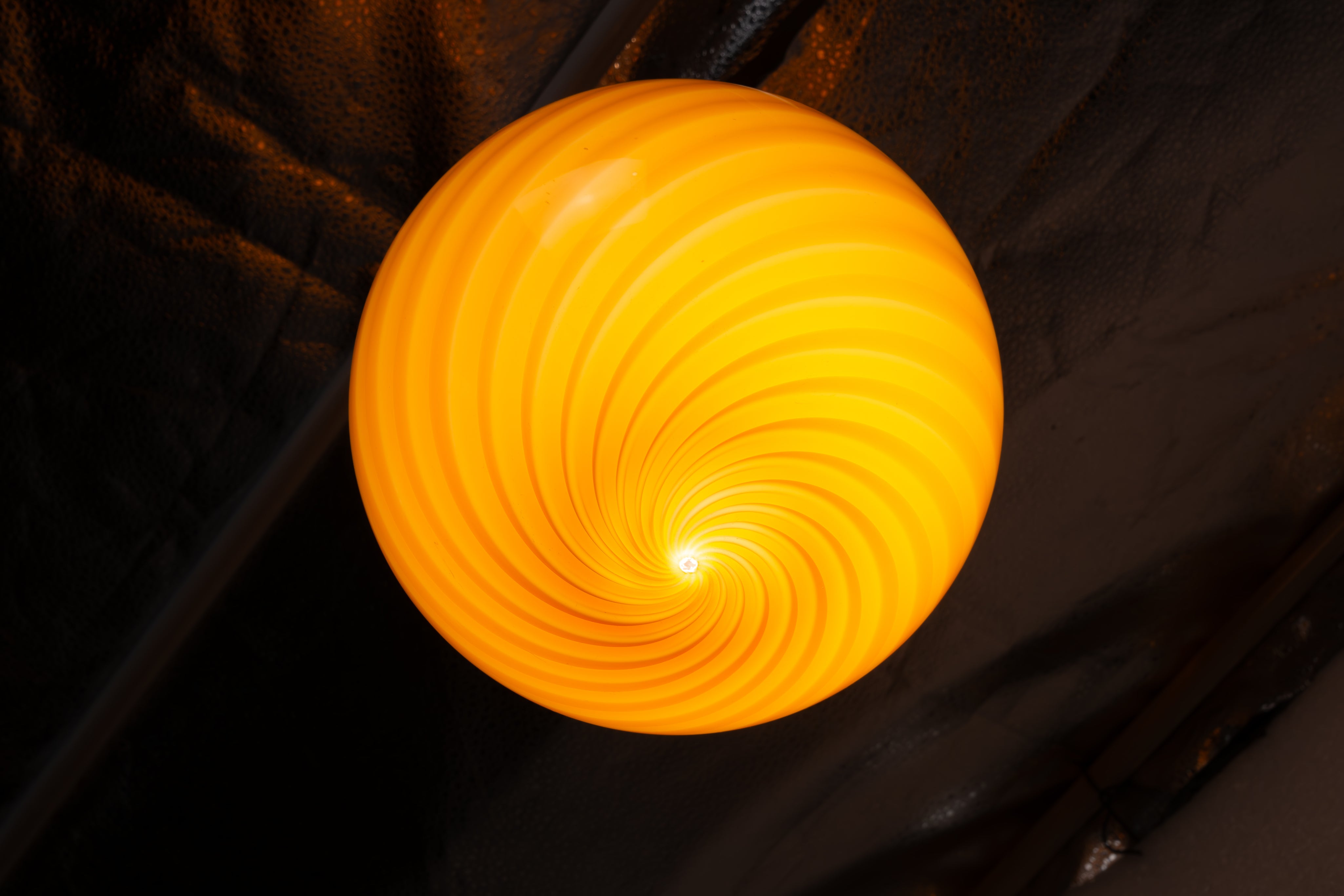 Candy Murano glass sphere pendant lamp toffee swirl D20