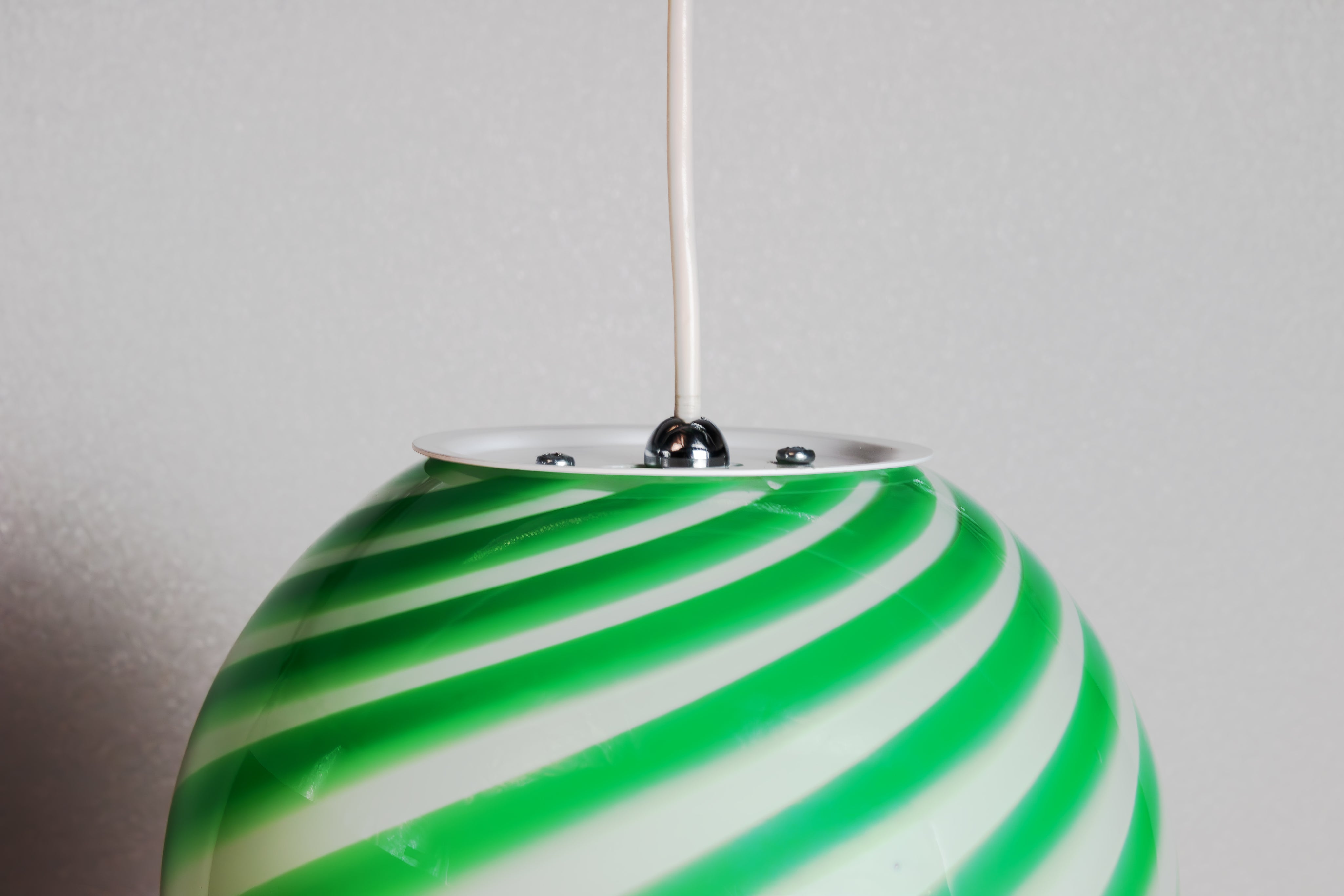 Candy Murano glass sphere pendant lamp green mint swirl D20