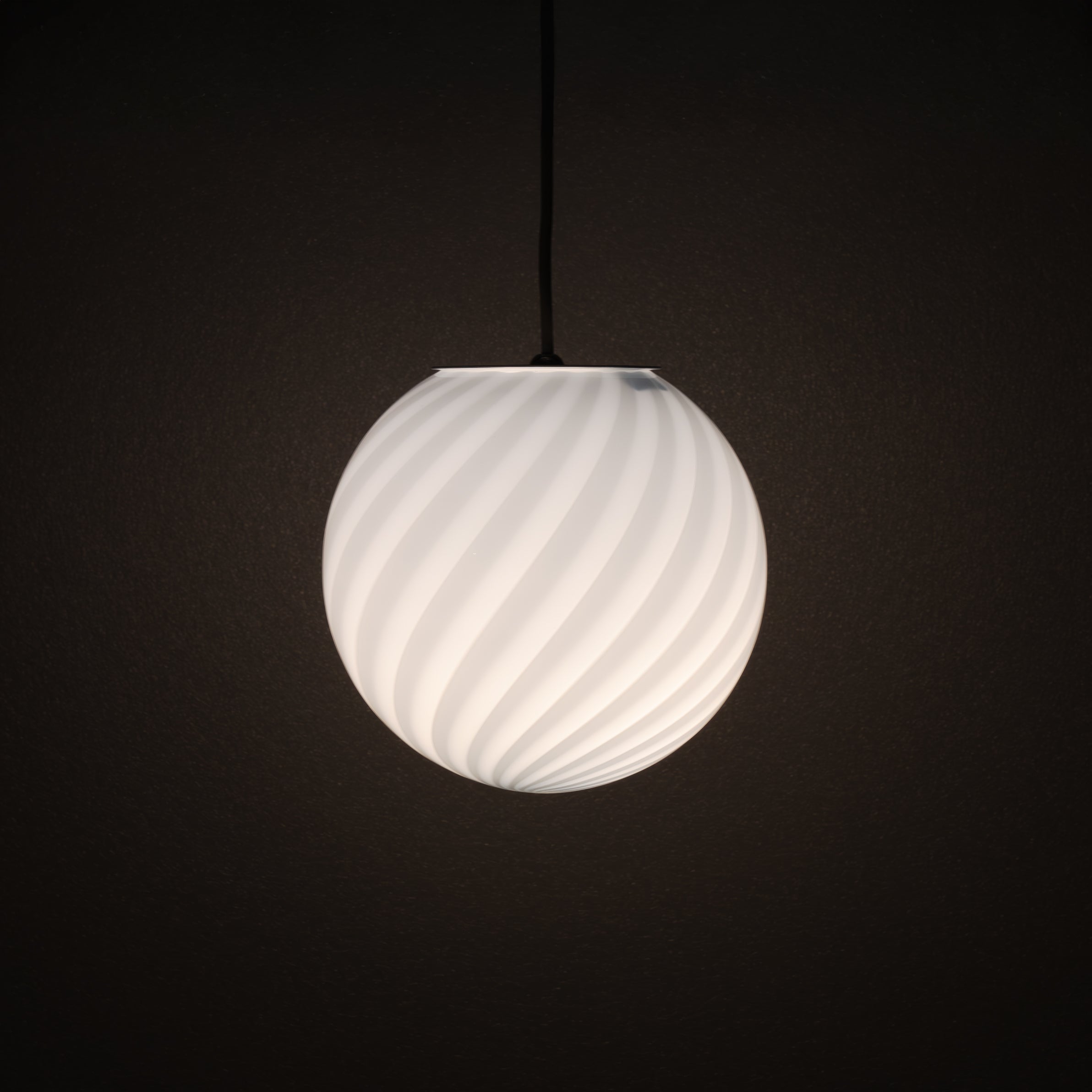 Lampada a sospensione Candy a sfera in vetro di Murano azzurro chiaro vortice D20