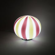 Lampada da tavolo ovale Candy in vetro di Murano lavanda D40