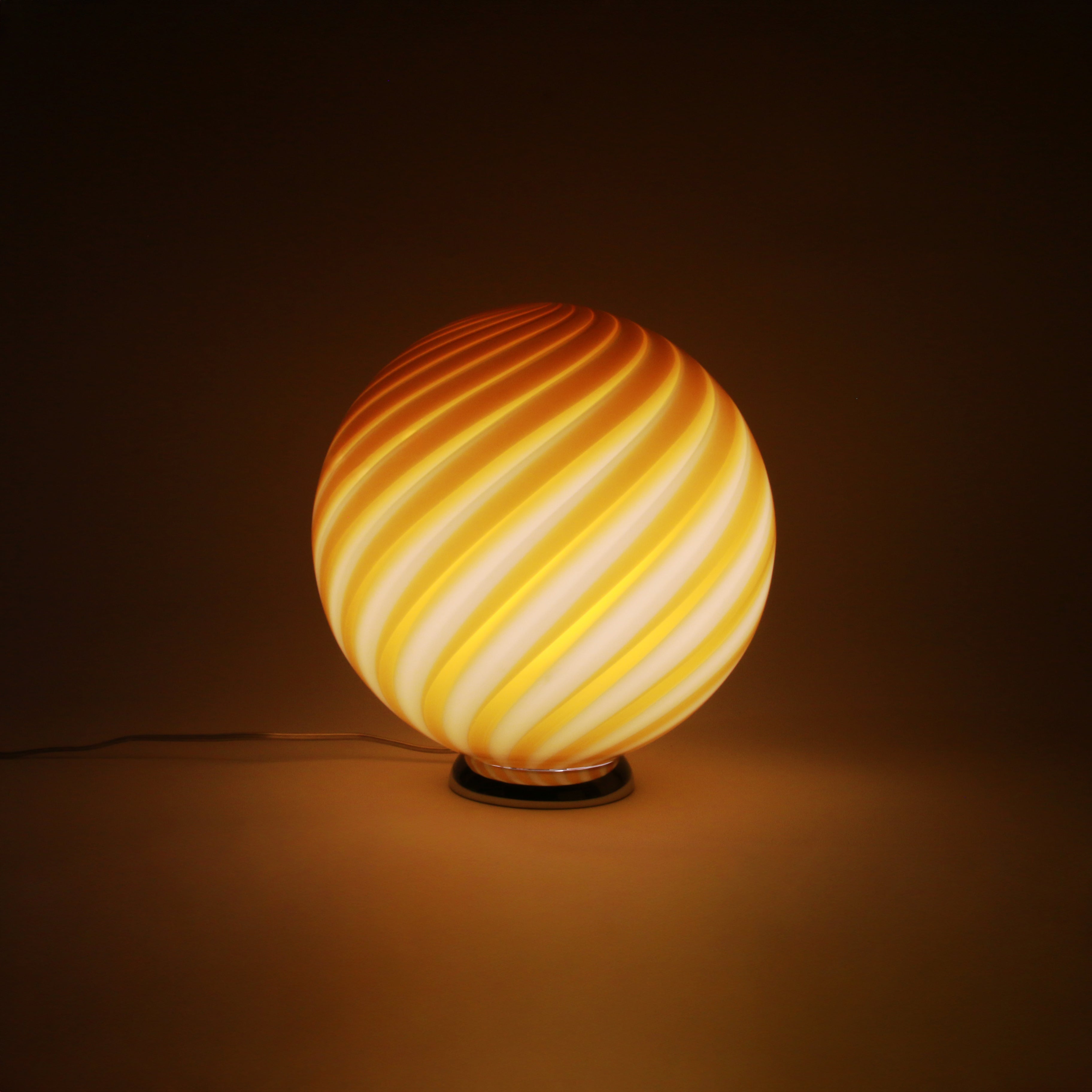 Candy Murano glass sphere table lamp honey yellow swirl D30