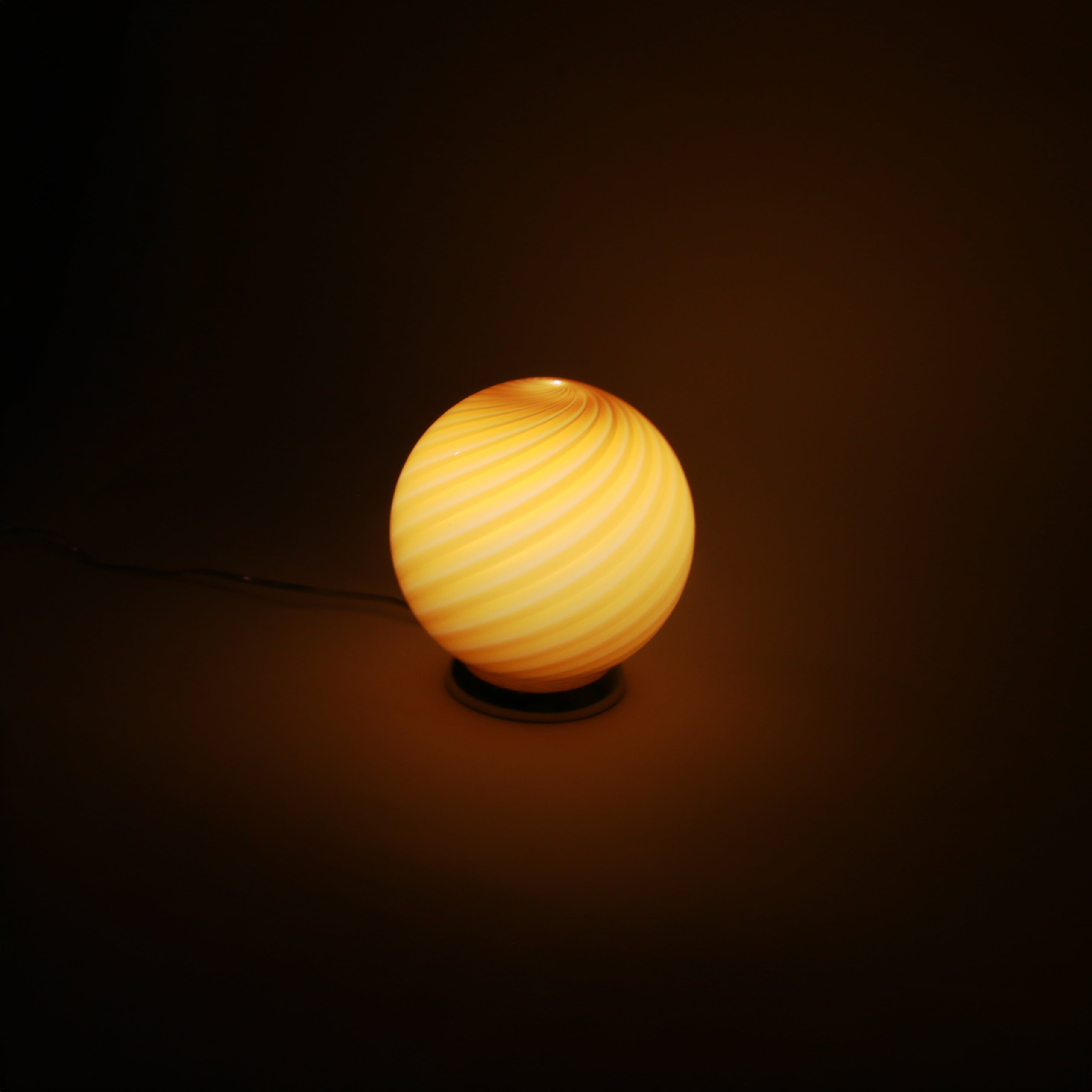 Candy Murano glass sphere table lamp toffee swirl D20
