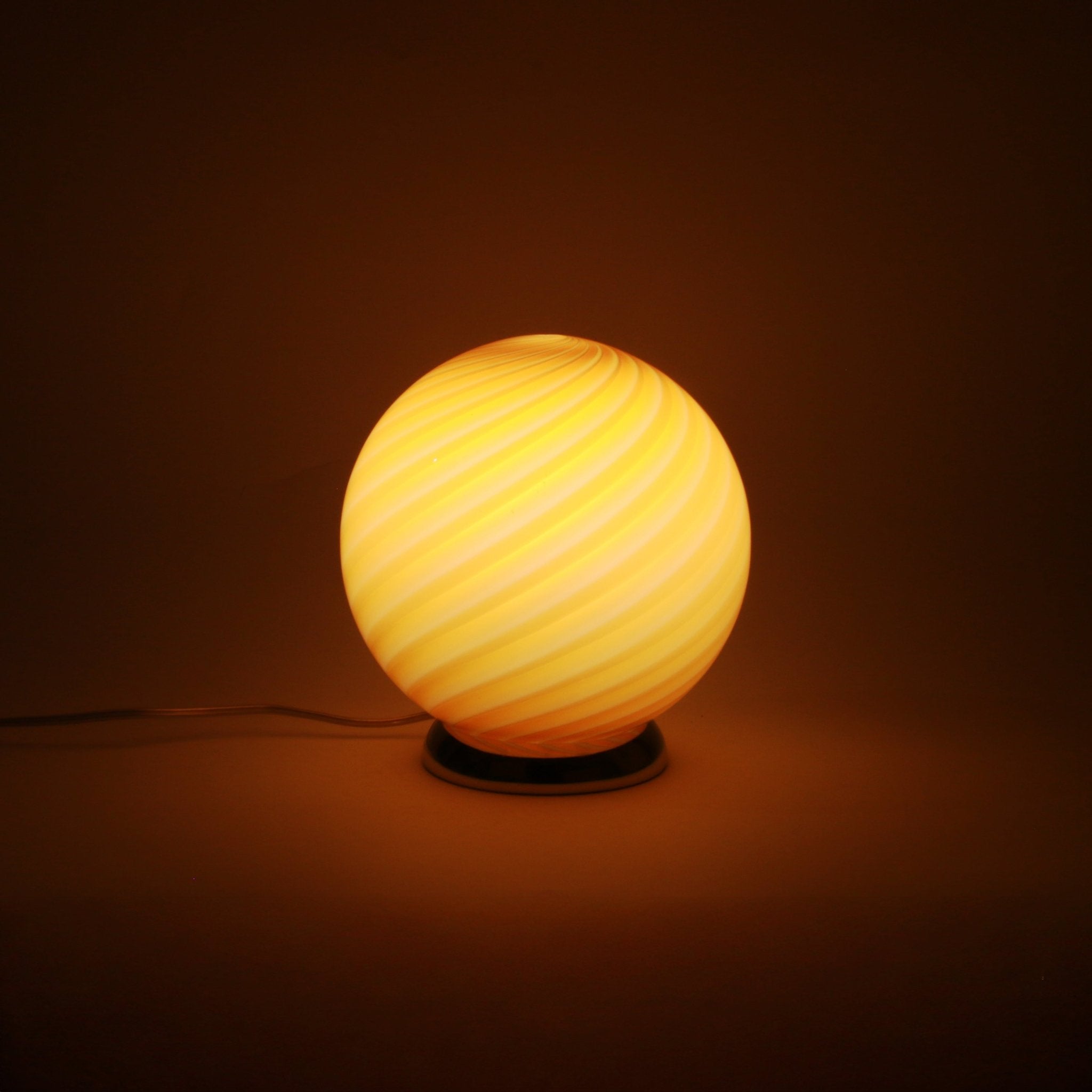 Candy Murano glass sphere table lamp toffee swirl D20