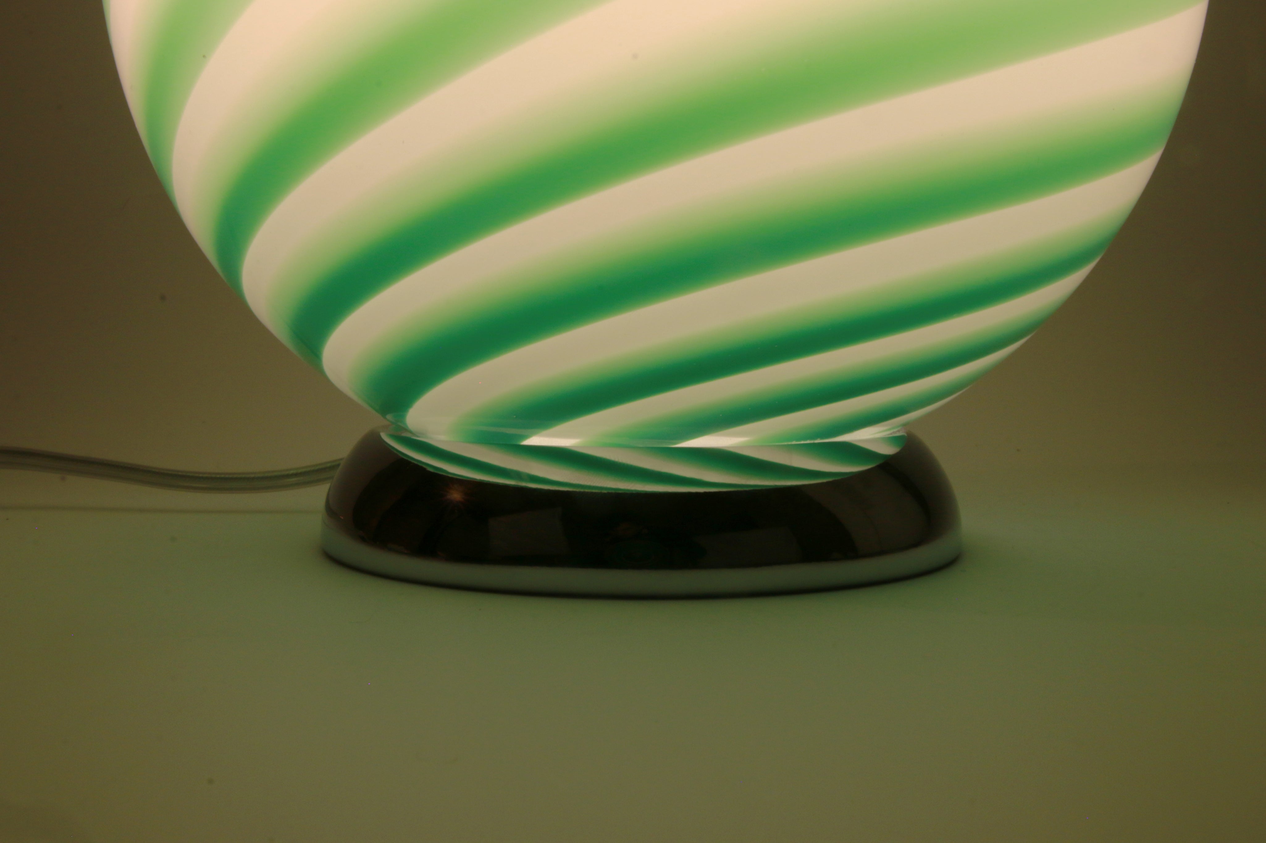 Candy Murano glass sphere table lamp green mint swirl D20