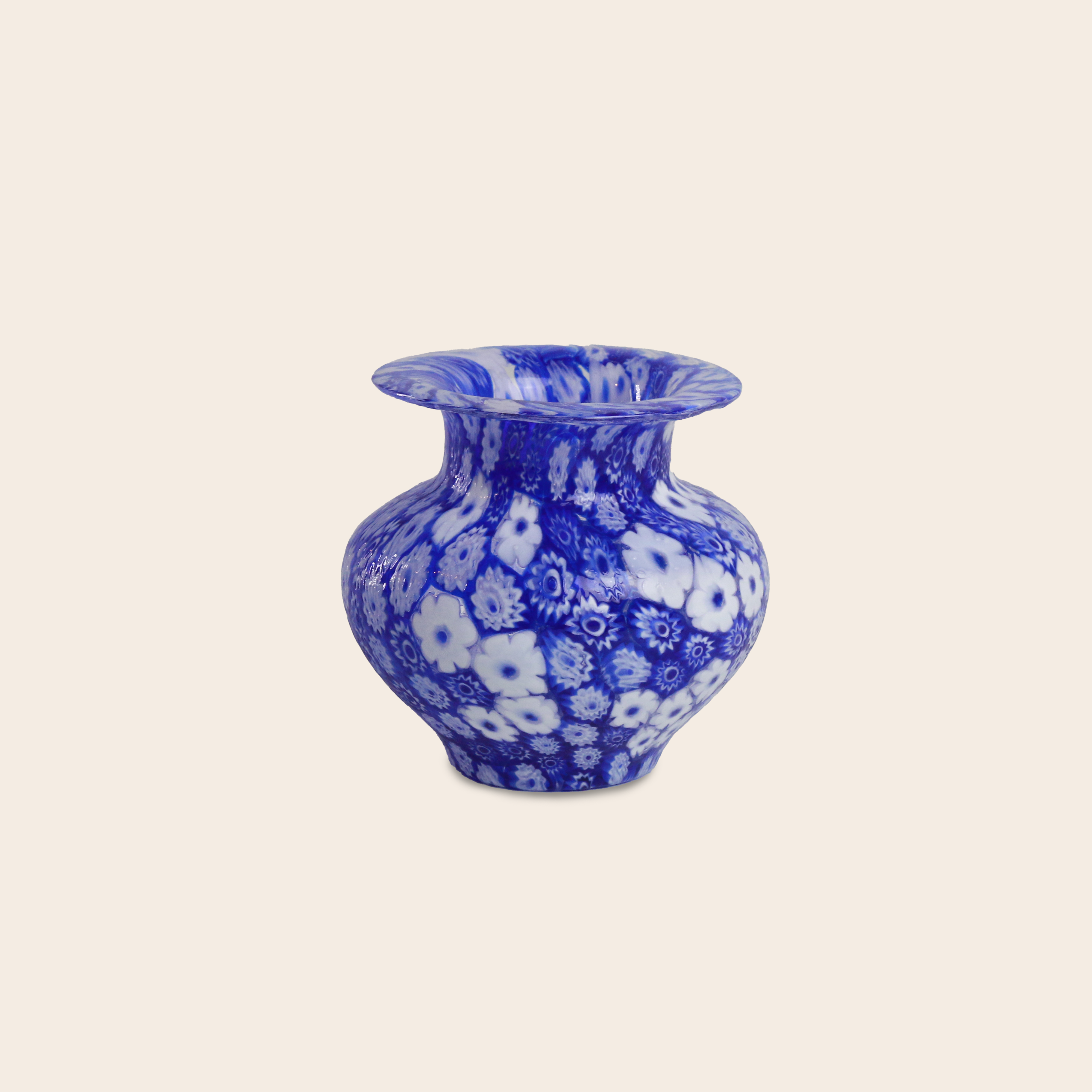 Laguna Fiorita – Vaso anfora in Vetro di Murano con murrine floreali blu