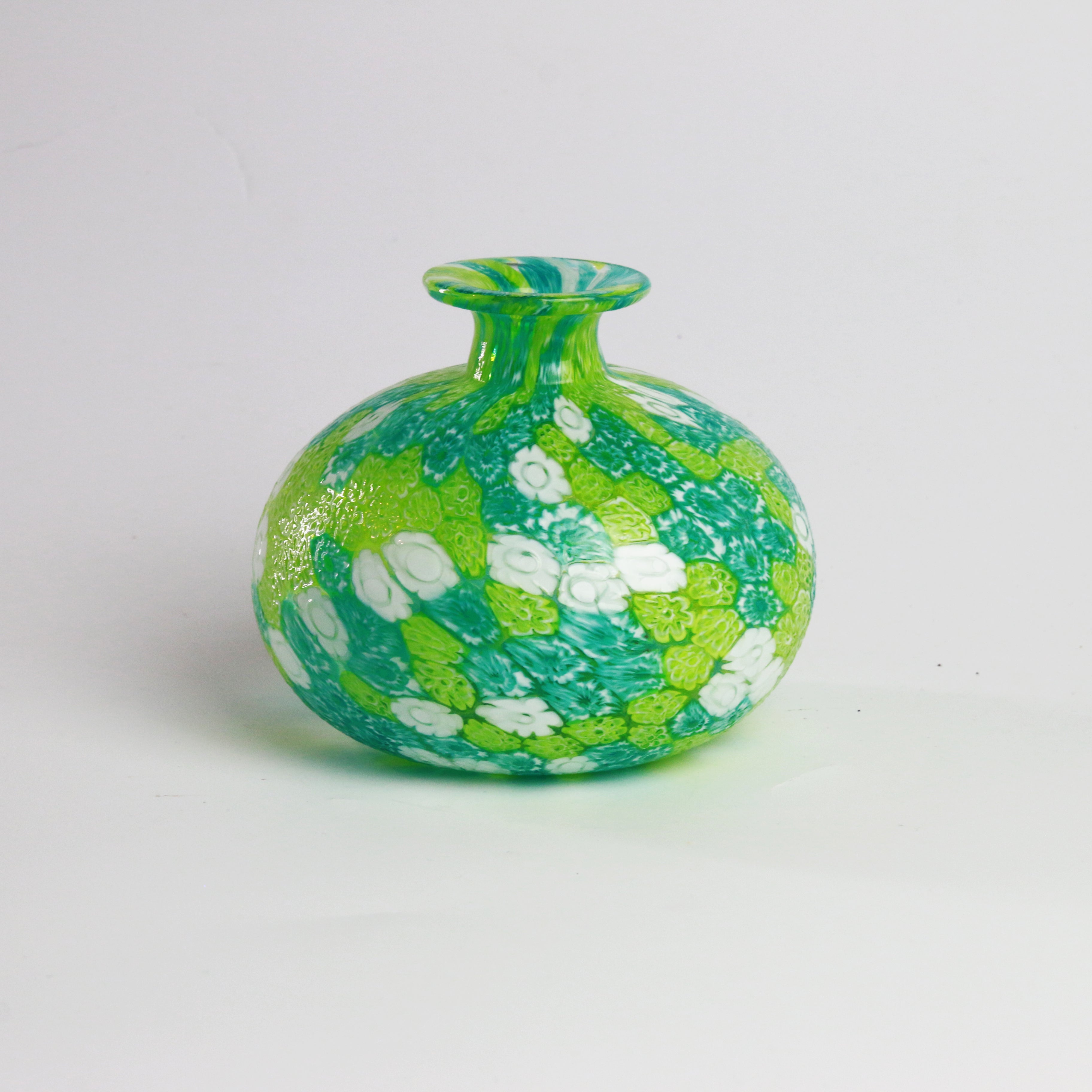 Laguna Fiorita – Vaso Cipolla in Vetro di Murano con Murrine Floreali Verdi
