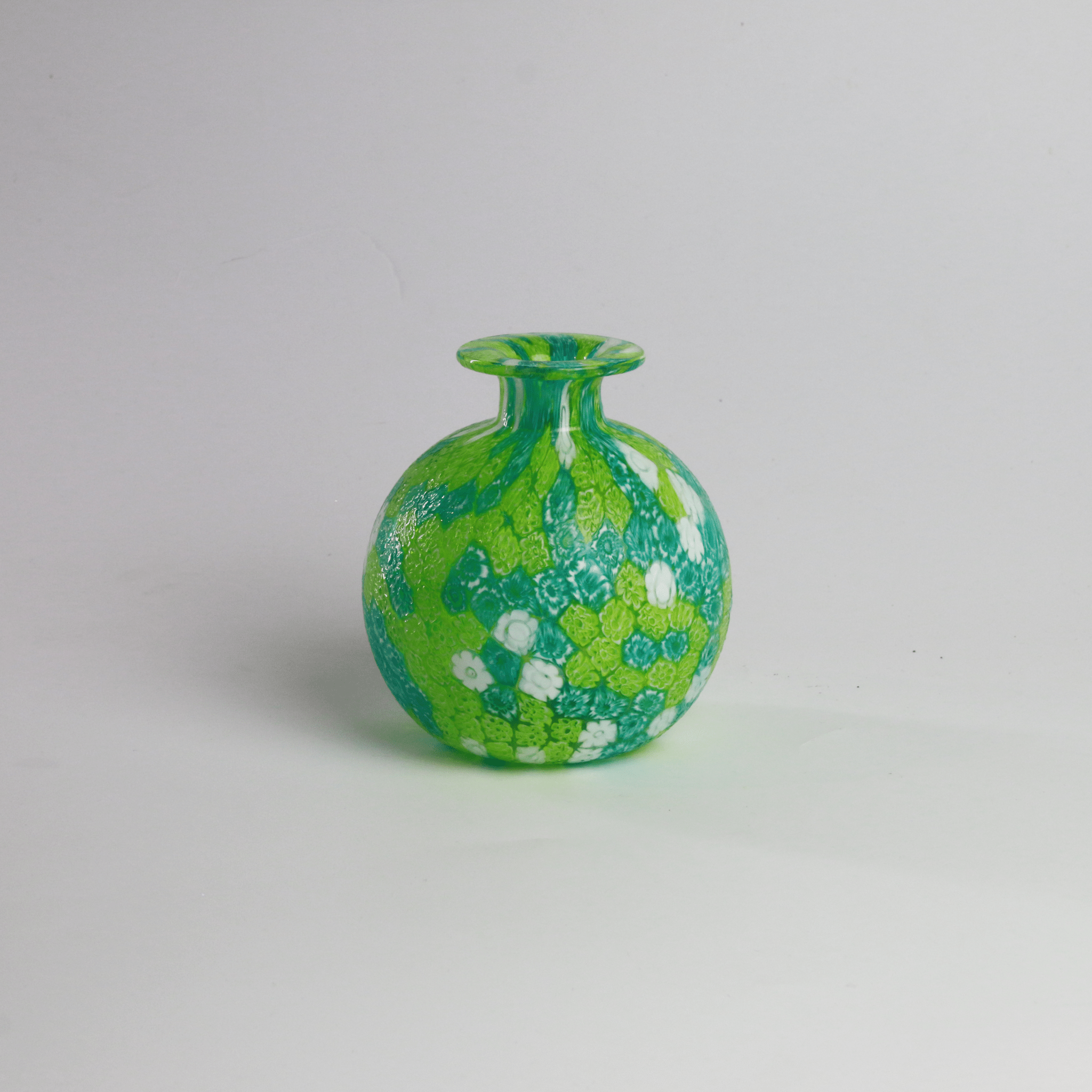 Laguna Fiorita – Murano Glass Spherical Vase with Green Floral Murrine
