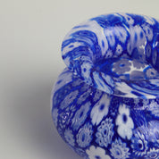 Laguna Fiorita – Vaso anfora in Vetro di Murano con murrine floreali blu