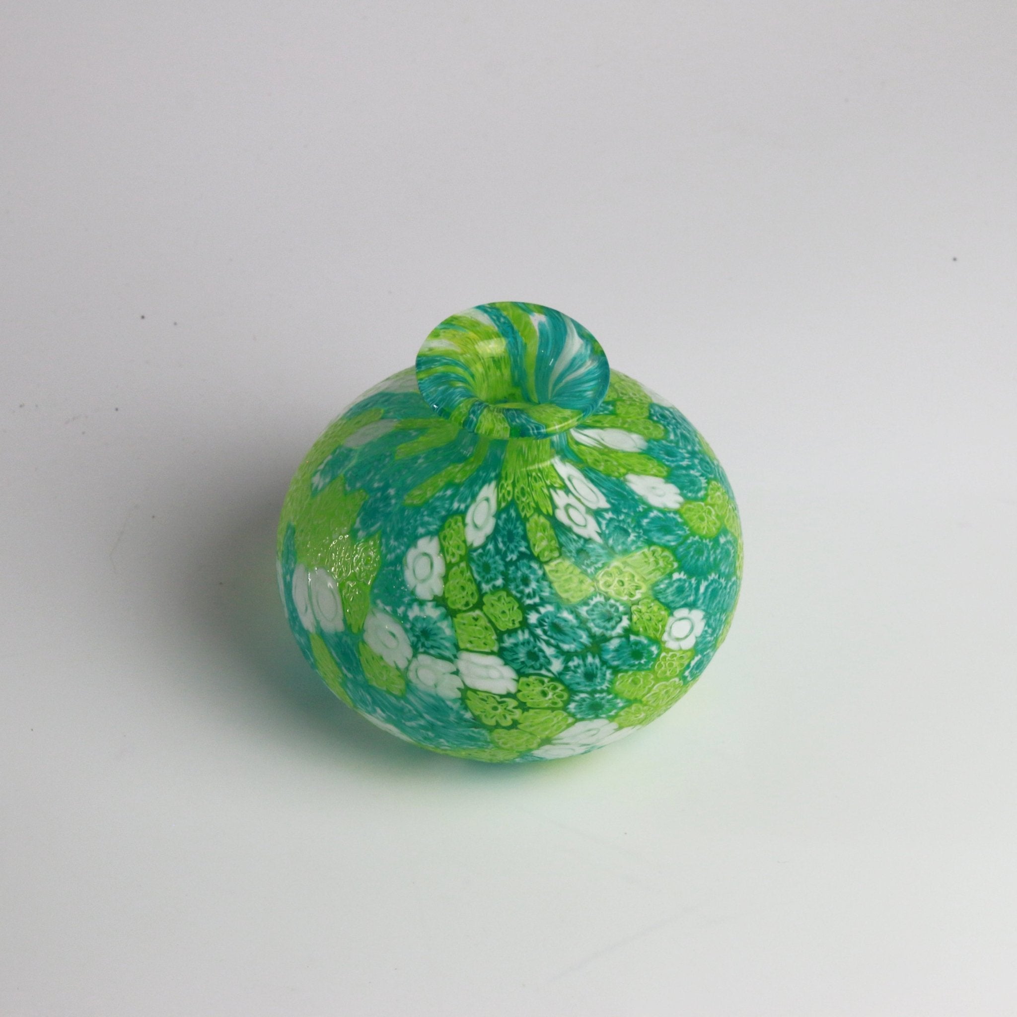 Laguna Fiorita – Murano Glass Onion Vase with Green Floral Murrine