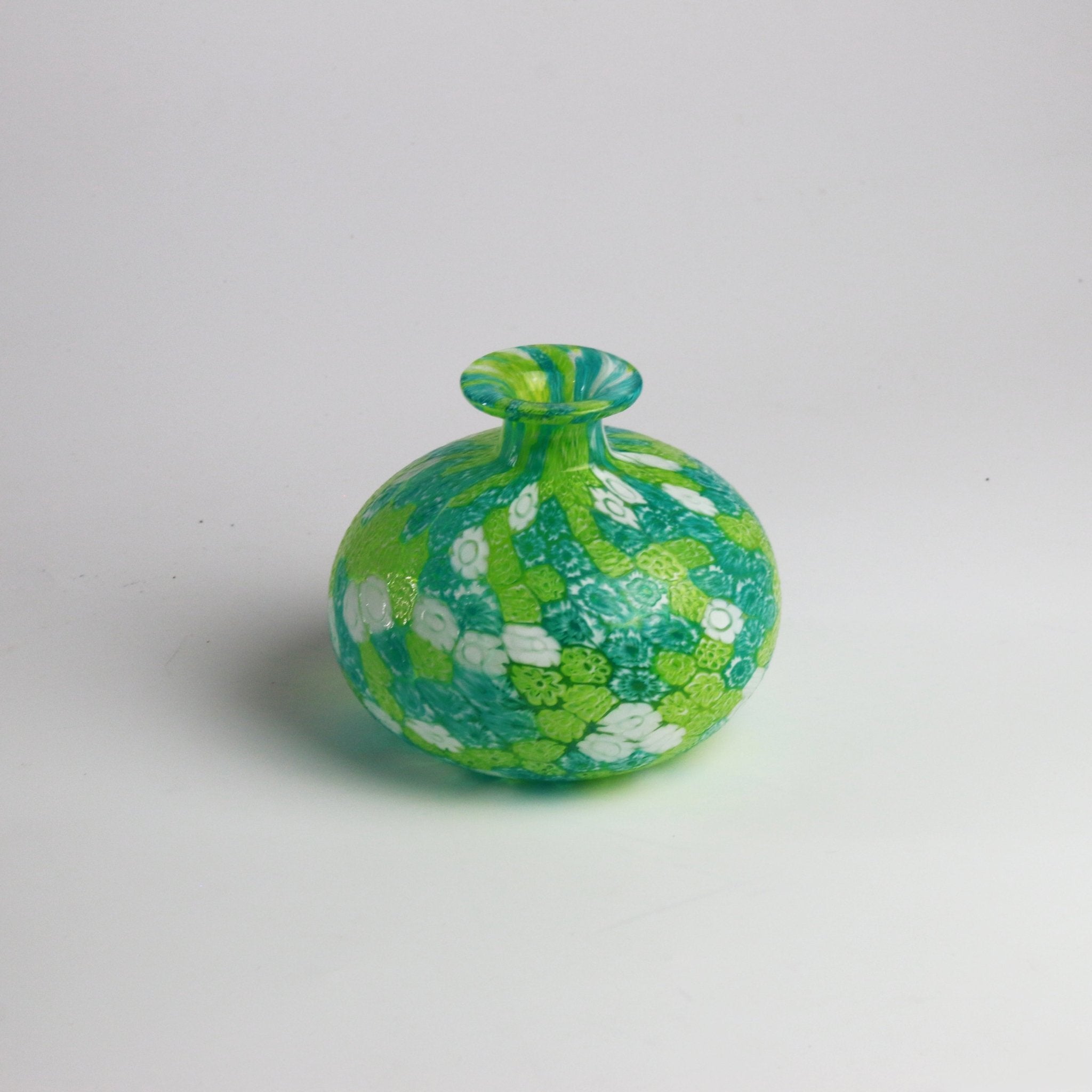 Laguna Fiorita – Murano Glass Onion Vase with Green Floral Murrine