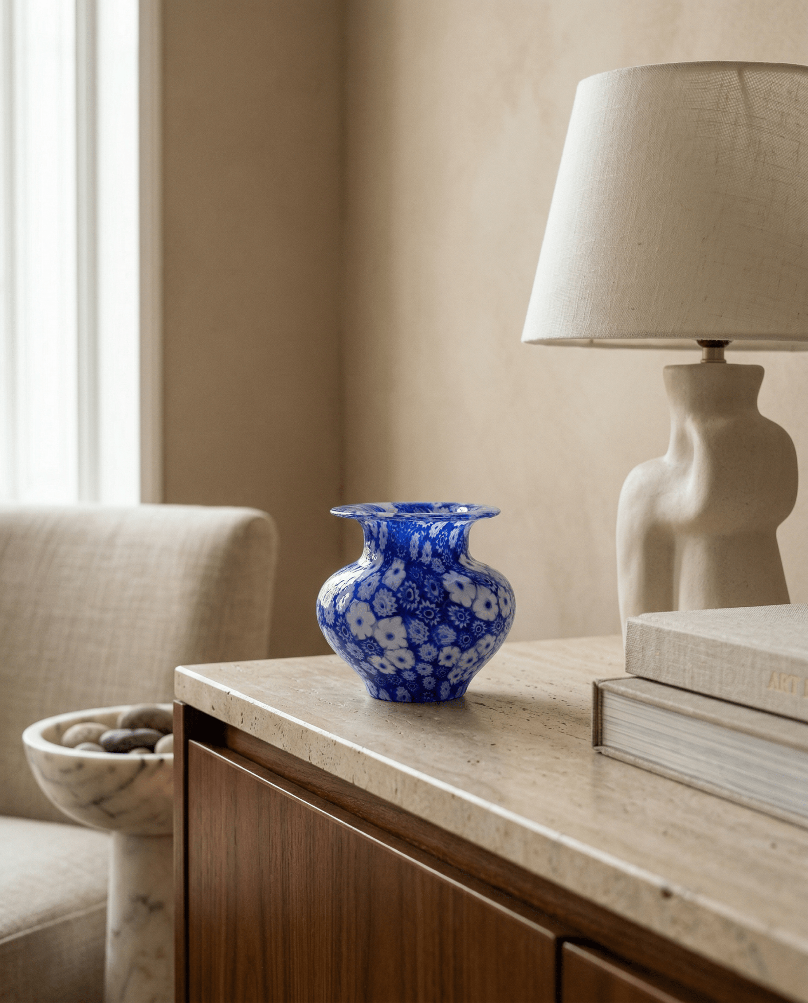 Laguna Fiorita – Murano Glass Amphora Vase with Blue Floral Murrine
