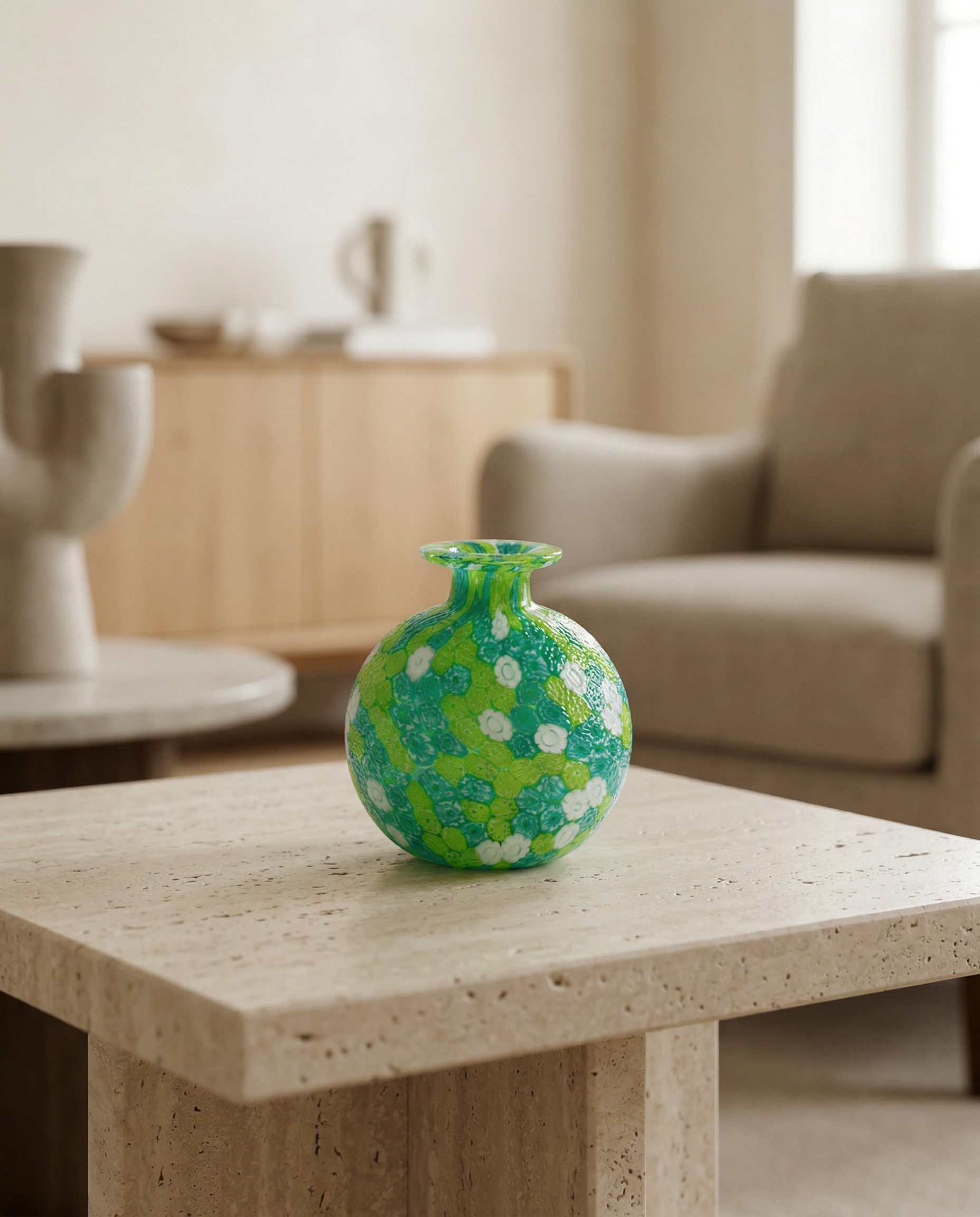 Laguna Fiorita – Vaso sferico in vetro di Murano con murrine floreali verdi