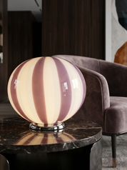 Lampada da tavolo ovale Candy in vetro di Murano lavanda D40