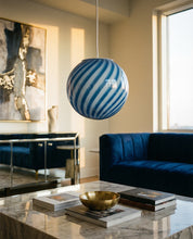 Lampada a sospensione Candy a sfera in vetro di Murano vortice blu mirtillo D20