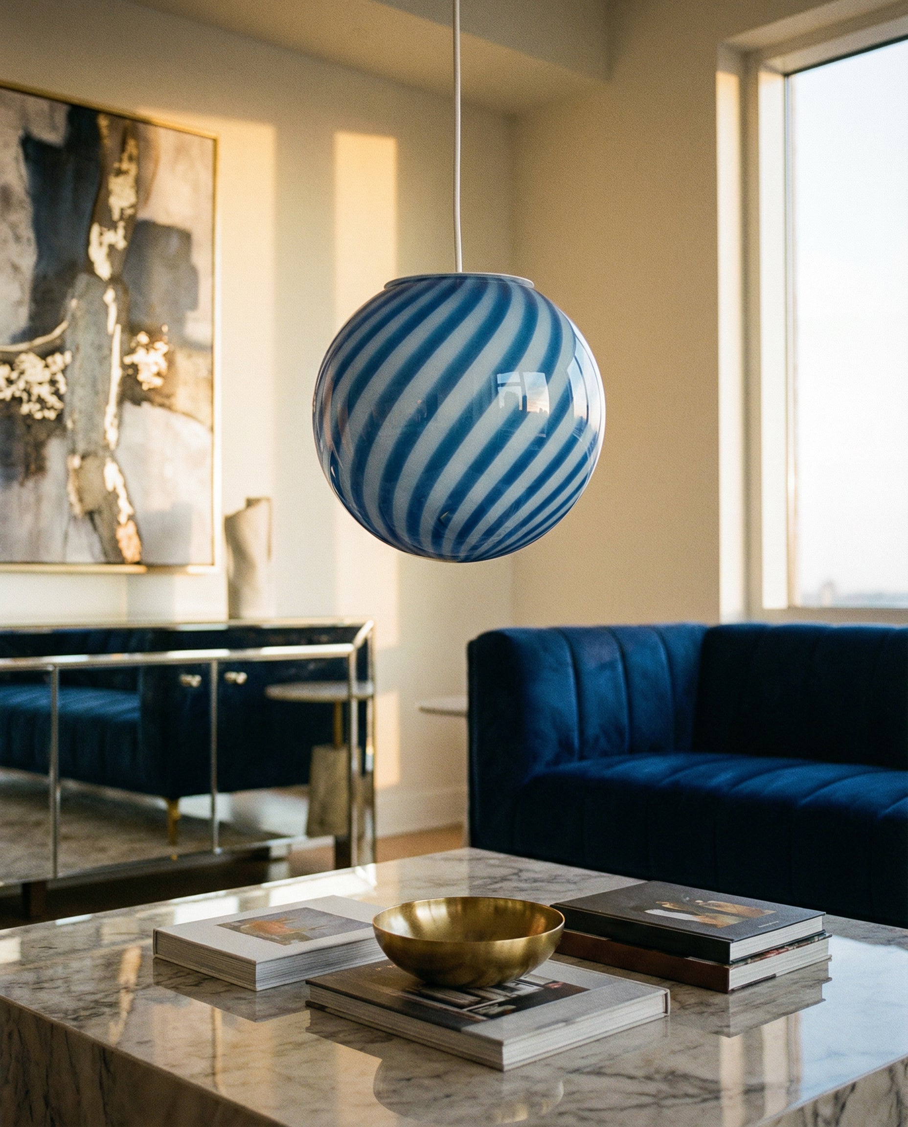 Lampada a sospensione Candy a sfera in vetro di Murano vortice blu mirtillo D20