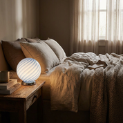 Lampada da tavolo Candy a sfera in vetro di Murano blu mirtillo a vortice D20