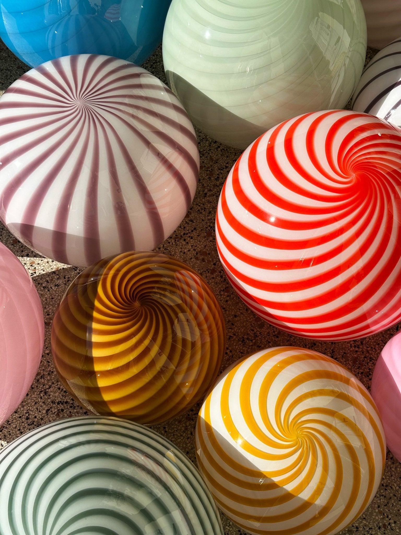 Candy Murano glass sphere pendant lamp red and white swirl D30
