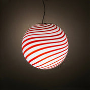 Lampada a sospensione a sfera Candy in vetro di Murano con vortice rosso e bianco D40