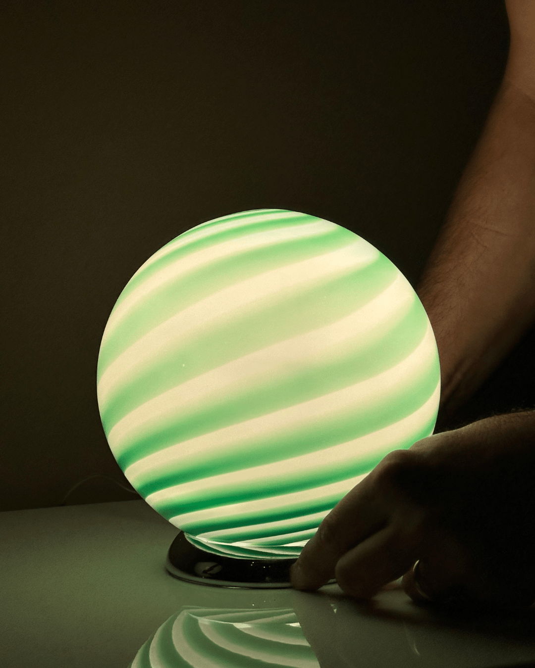 Candy Murano glass sphere table lamp green mint swirl D20