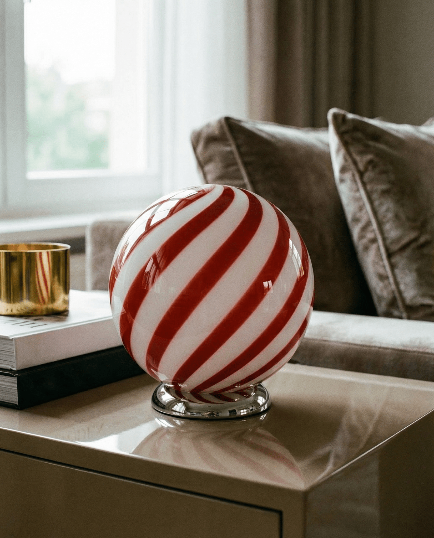 Candy Murano glass sphere table lamp wild cherry red swirl D20