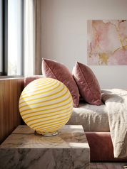 Lampada da tavolo Candy a sfera in vetro di Murano bianco e giallo a spirale D40