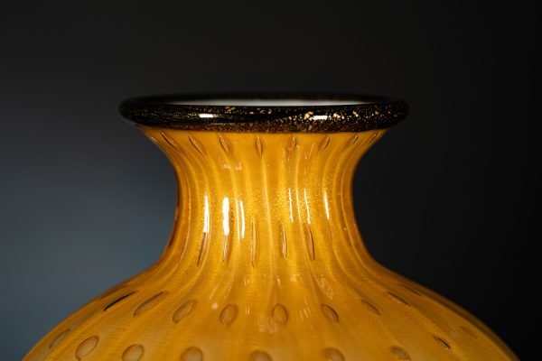 vaso artistico in vetro soffiato di murano oro e ambra foglia oro